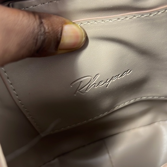 Rheyaa Los Angeles Not Your Average Estella Bag 12” X 7” - Picture 8 of 9